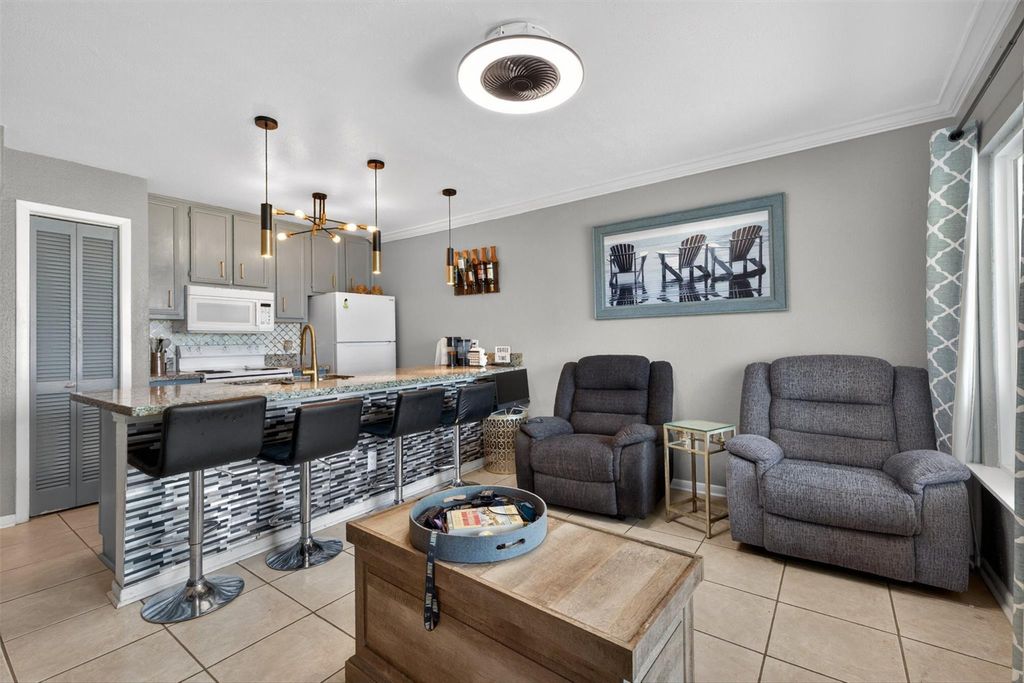 Photo of 9520 Seawall Boulevard #320, Galveston, TX 77554 (MLS # 39073543)