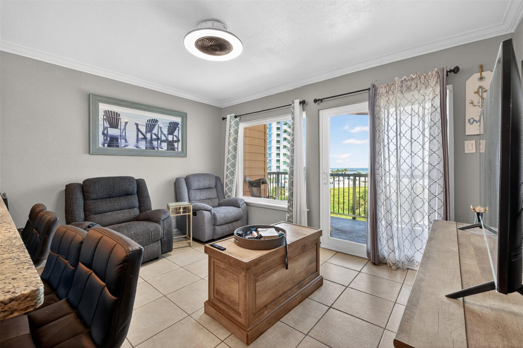 9520 Seawall Boulevard 320