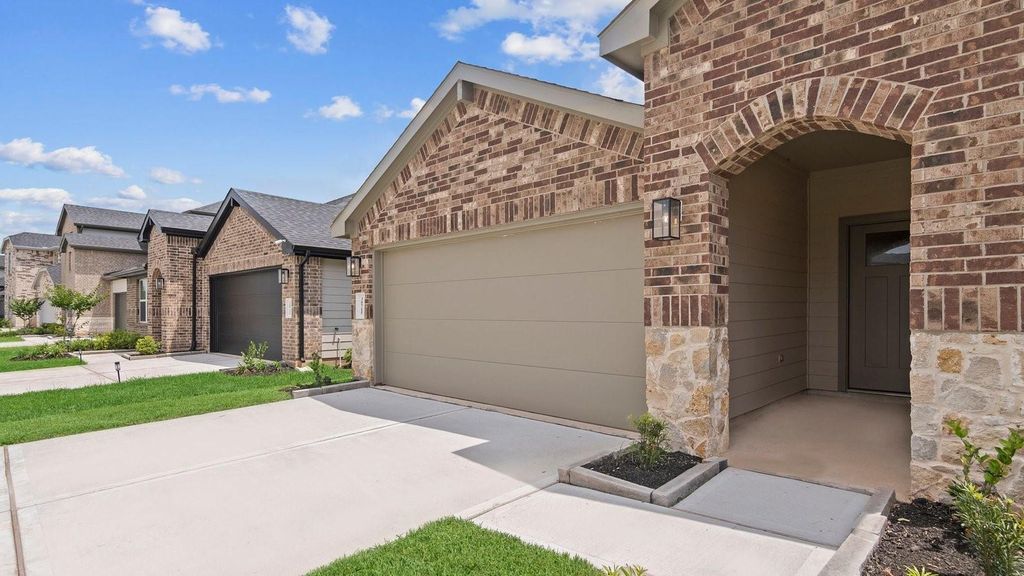 Photo of 3323 Blueberry Thistle Lane, Fulshear, TX 77441 (MLS # 71022114)