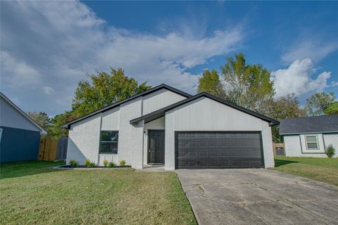 Photo of 9809 Wren Court, Conroe, TX 77385 (MLS # 71117041)