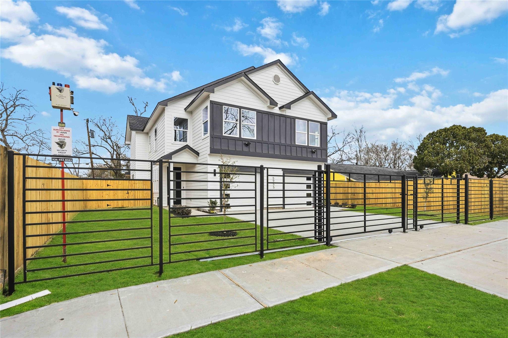 5955 Southseas Street A/B