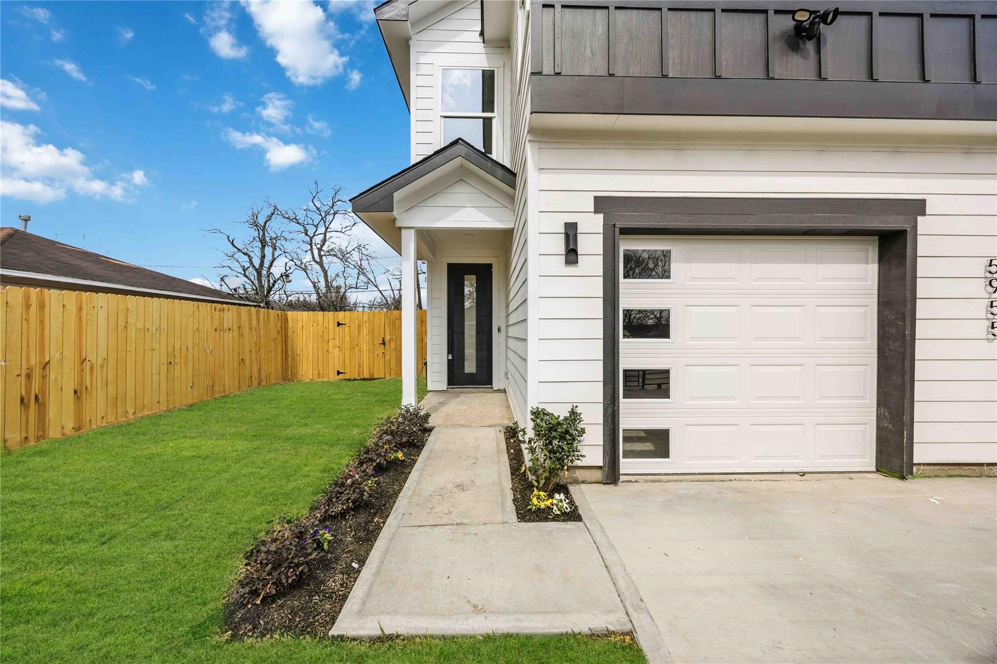 5955 Southseas Street A/B