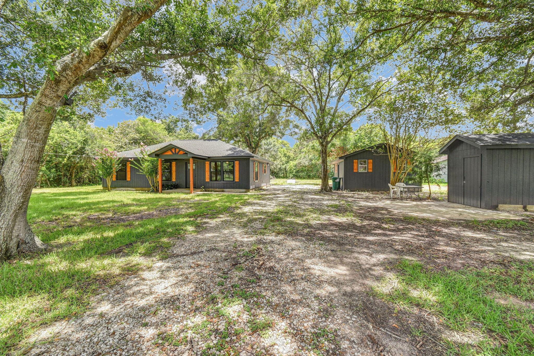 4922 County Road 937b