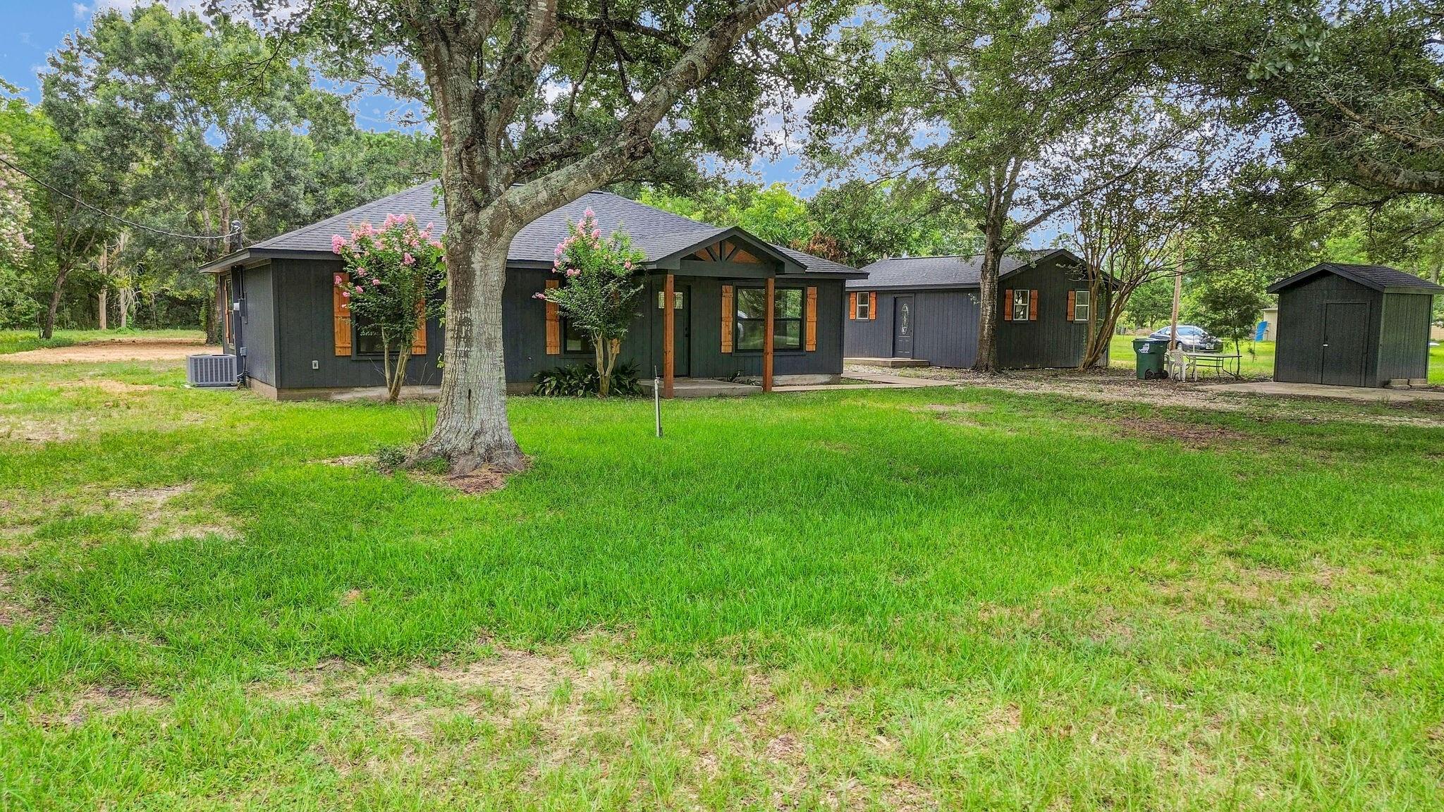 4922 County Road 937b