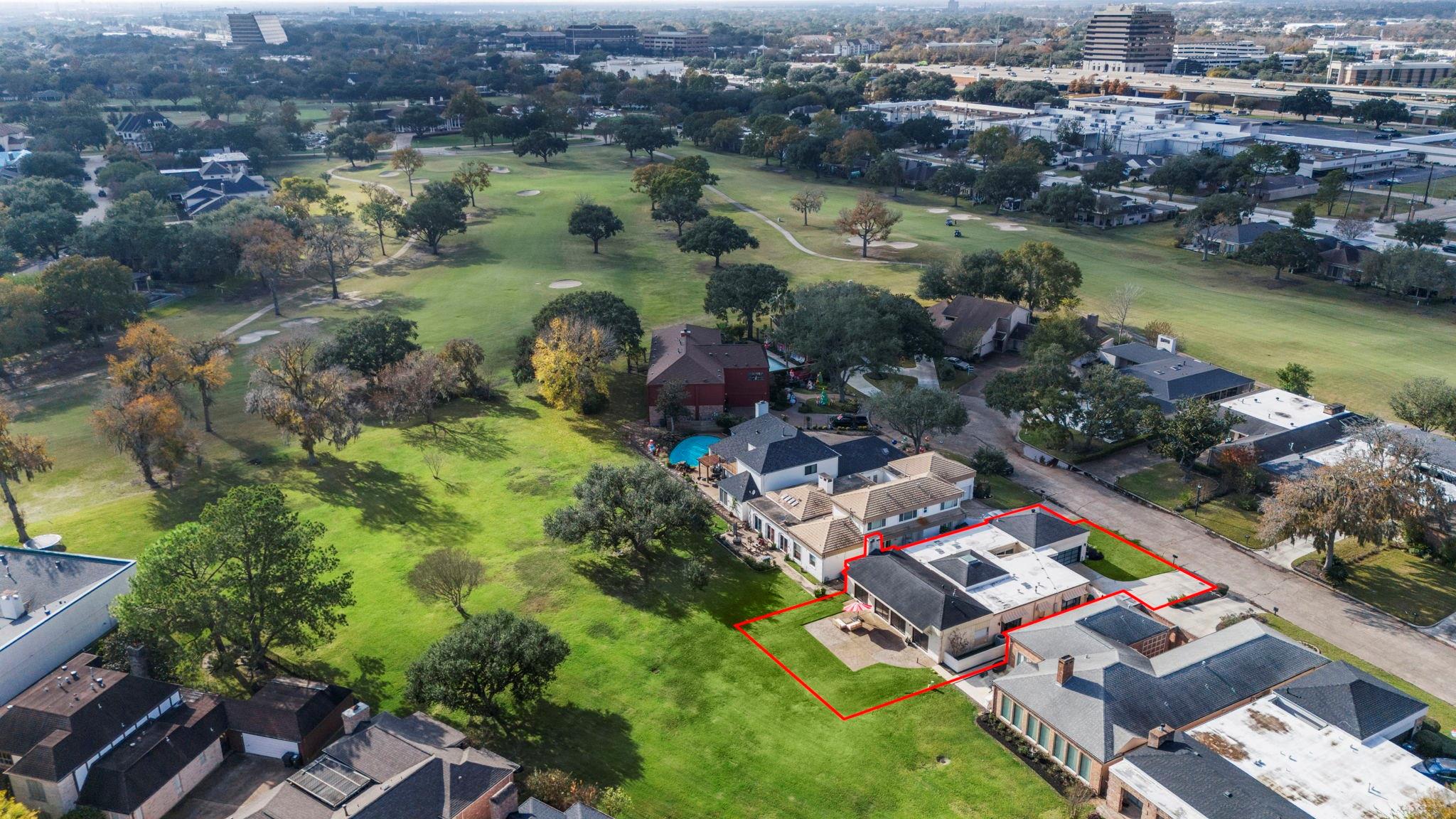 22 Charleston Street N