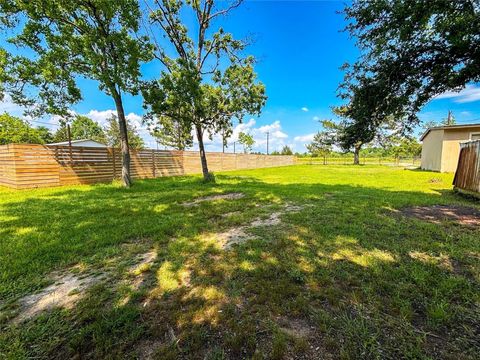 Photo of 20563 Cochran Road, Prairie View, TX 77445 (MLS # 83686857)