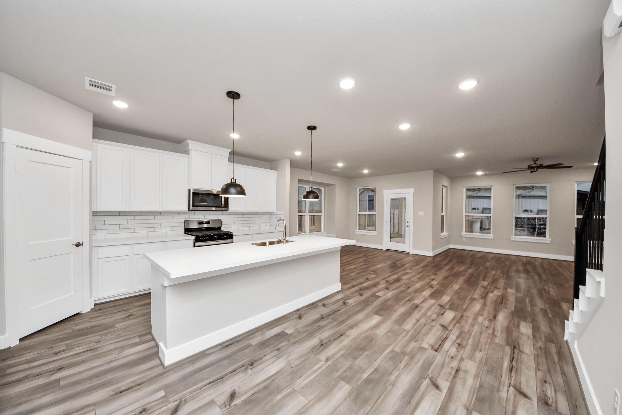 32307 Fly Fish Way