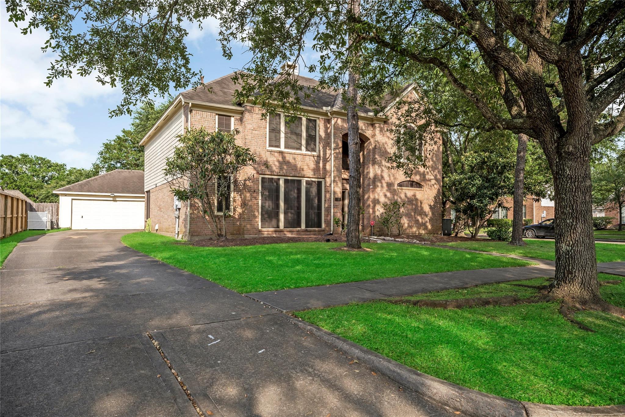 122 Crystal Reef Drive