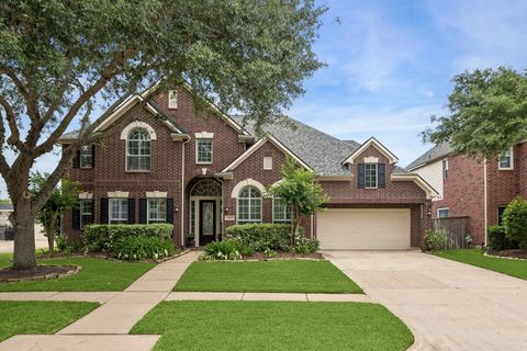 Photo of 8107 Highland Forest Drive, Sugar Land, TX 77479 (MLS # 69769008)