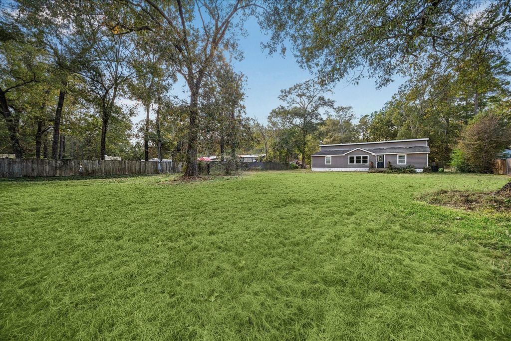 Photo of 17986 Split Oak Circle, New Caney, TX 77357 (MLS # 18327740)