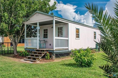 Photo of 50 Catherine Street, Port Lavaca, TX 77979 (MLS # 94085932)