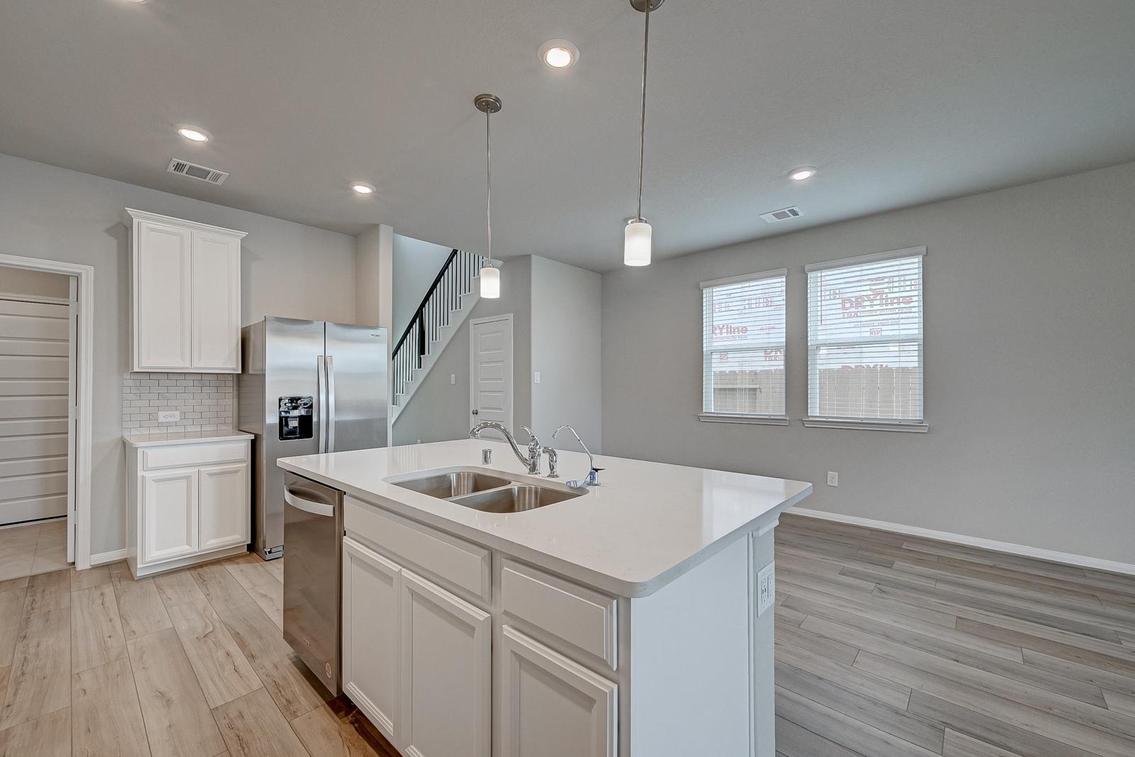 17613 Rosette Grass Drive