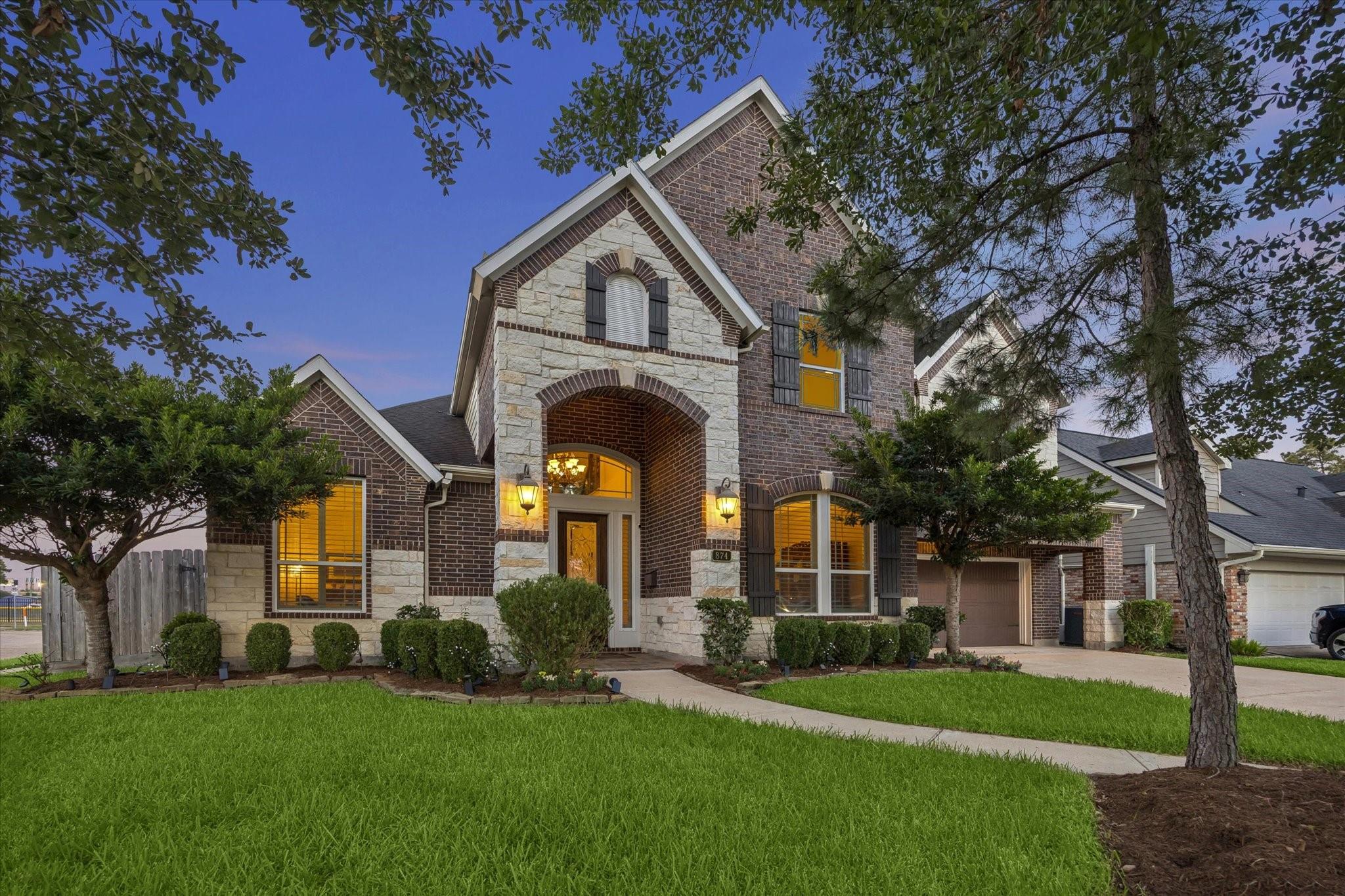 874 W Forest Drive