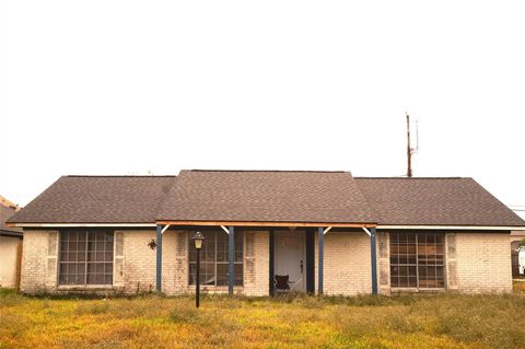 Photo of 15902 Dunman Lane, Houston, TX 77044 (MLS # 64347703)