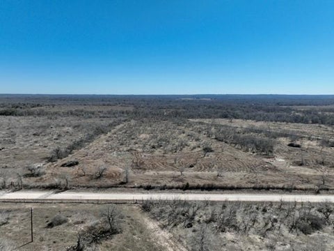 Photo of 4 County Road 420, Waelder, TX 78959 (MLS # 494845)