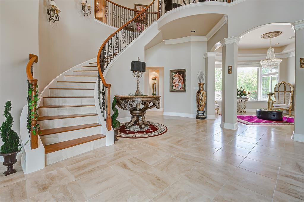 33202 W Haddon Court