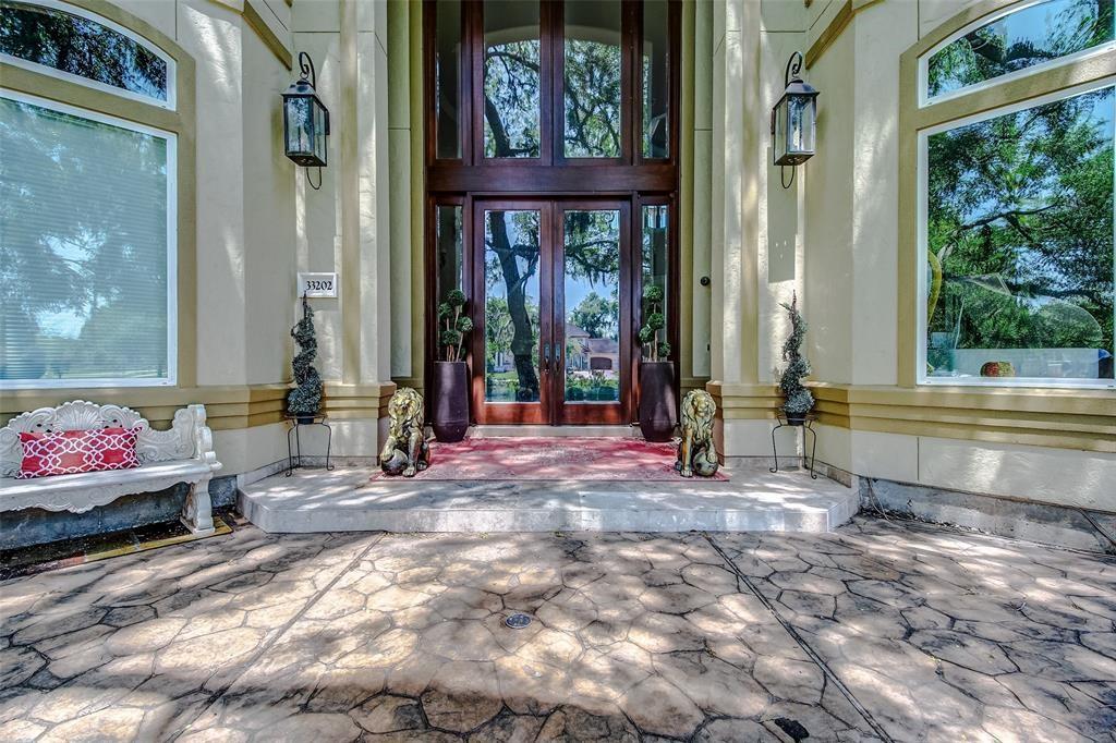 33202 W Haddon Court