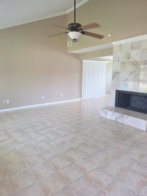 Photo of 16611 Quail Dale Drive, Houston, TX 77489 (MLS # 35534642)