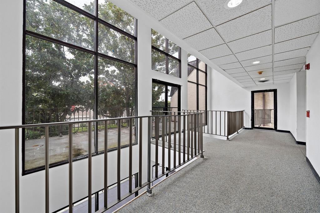 3025 Walnut Bend Lane 38