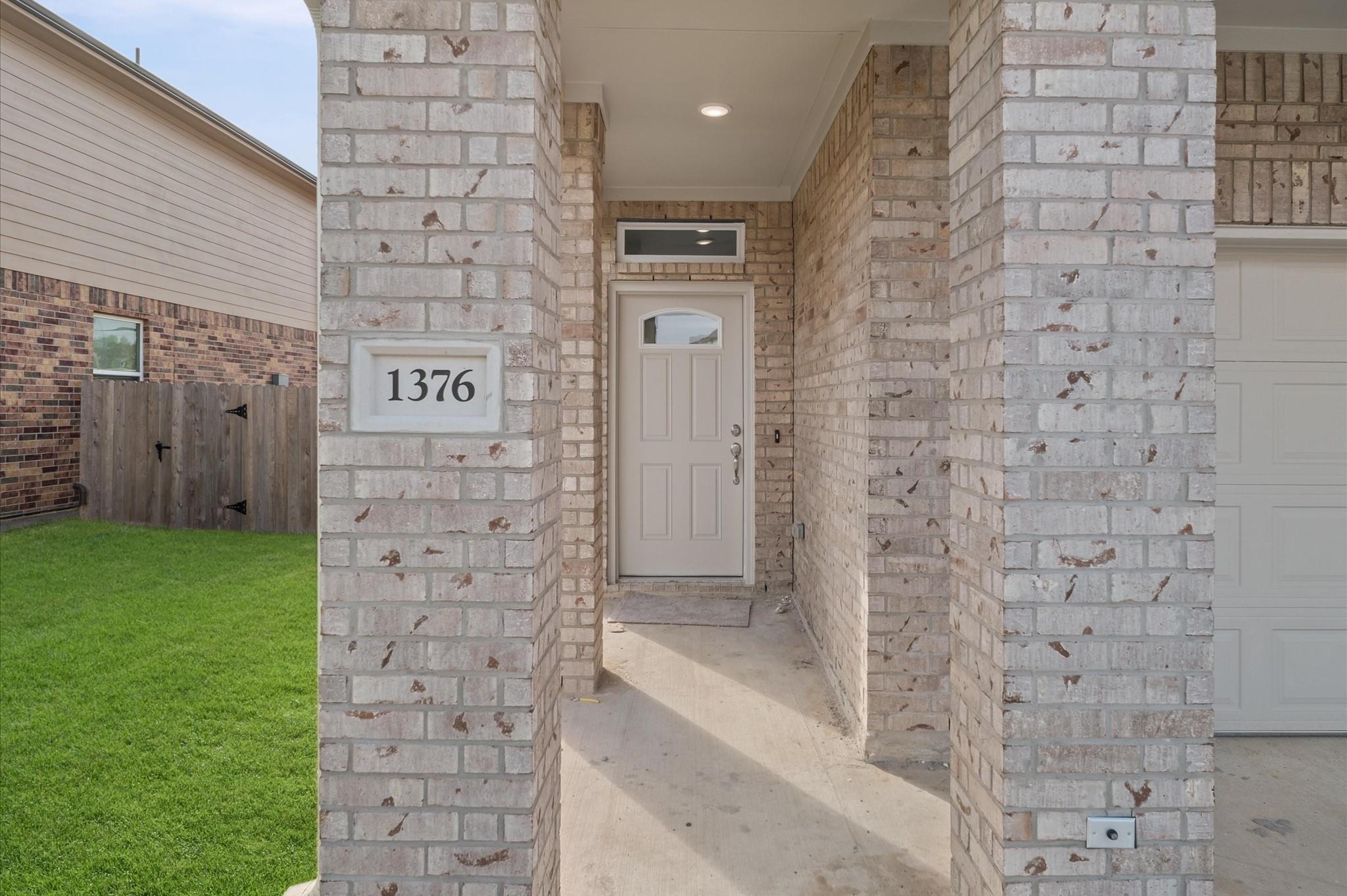 1376 Mixander Way