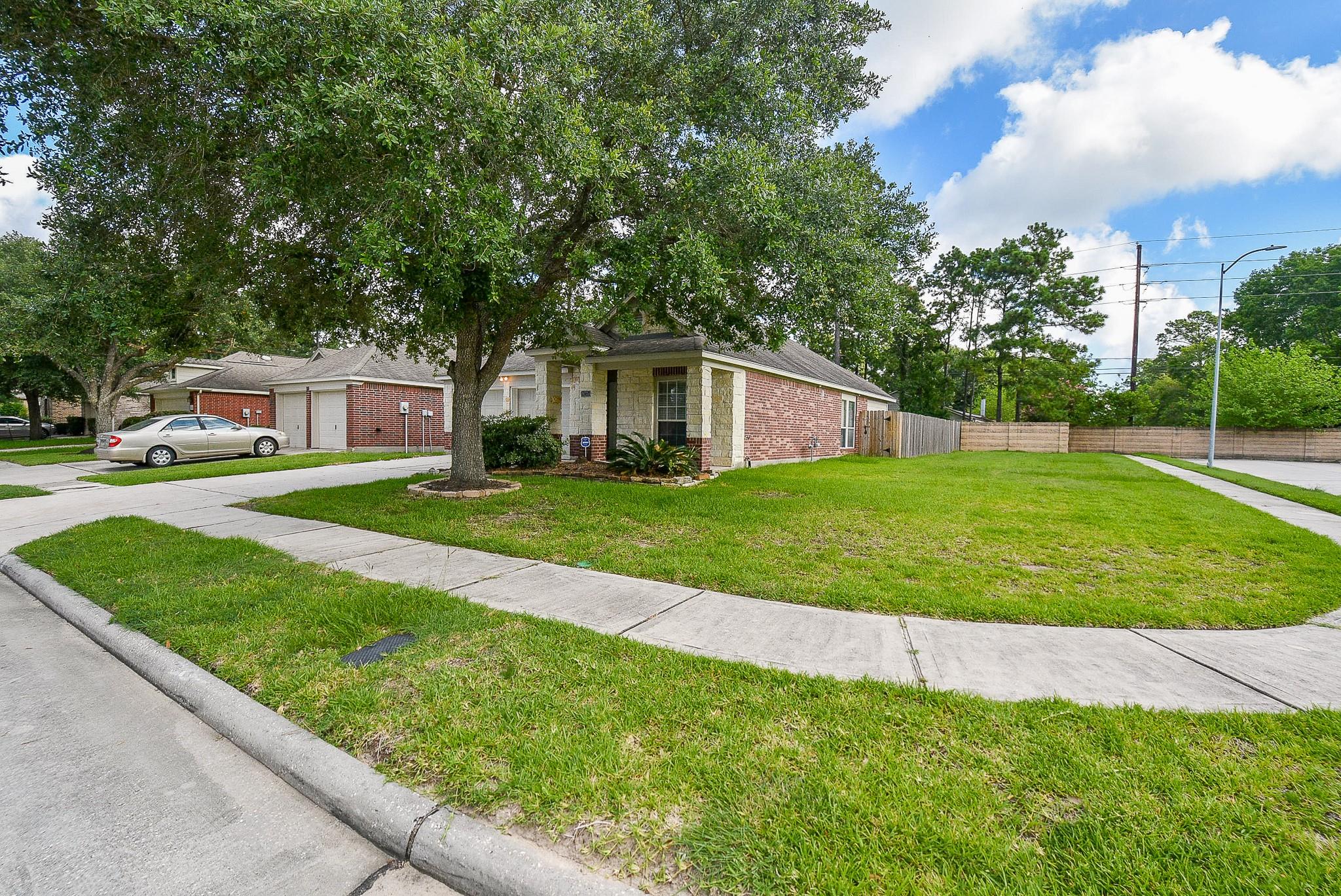 9235 Black Tooth Way