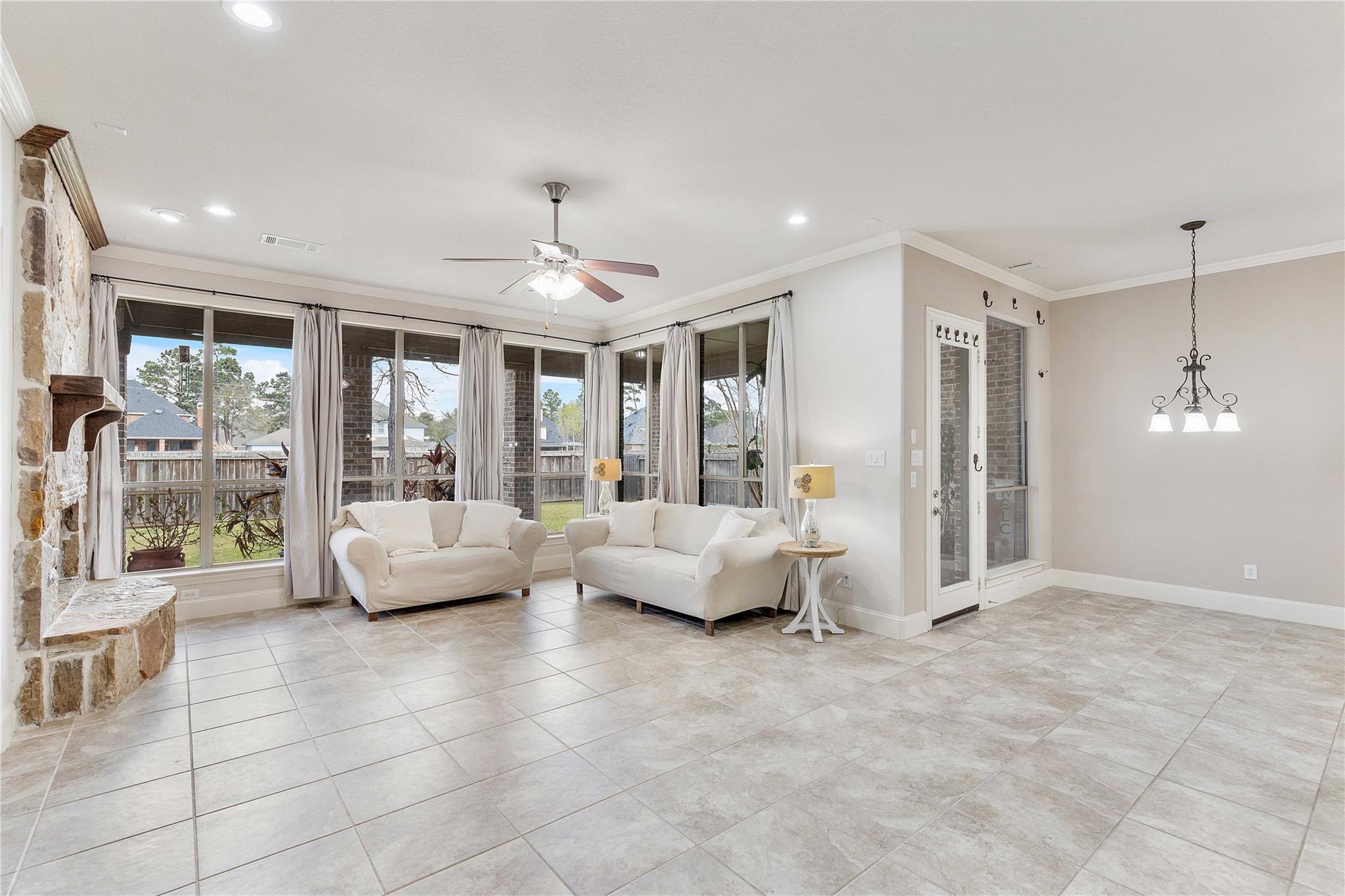 11907 Wind Cove Place Court