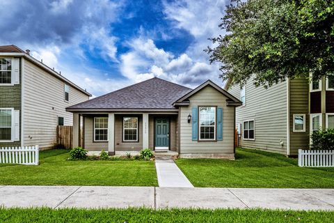 108801 S Lake Mist Ln, Willis TX 77318
