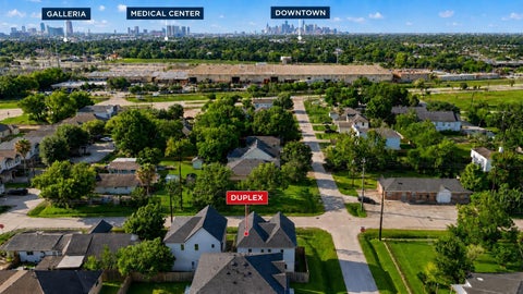 Photo of 3708 Glenrose Street St #AB, Houston, TX 77051 (MLS # 41918924)