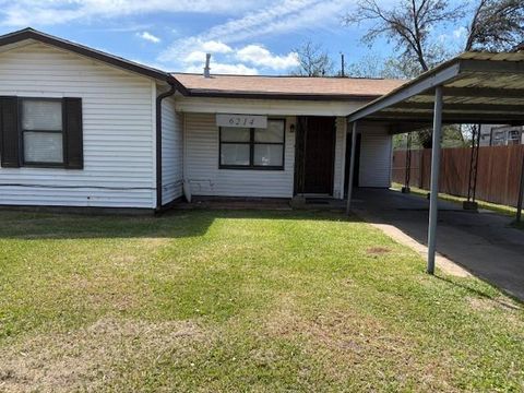 Photo of 6214 Iron Rock Street, Houston, TX 77087 (MLS # 19444186)