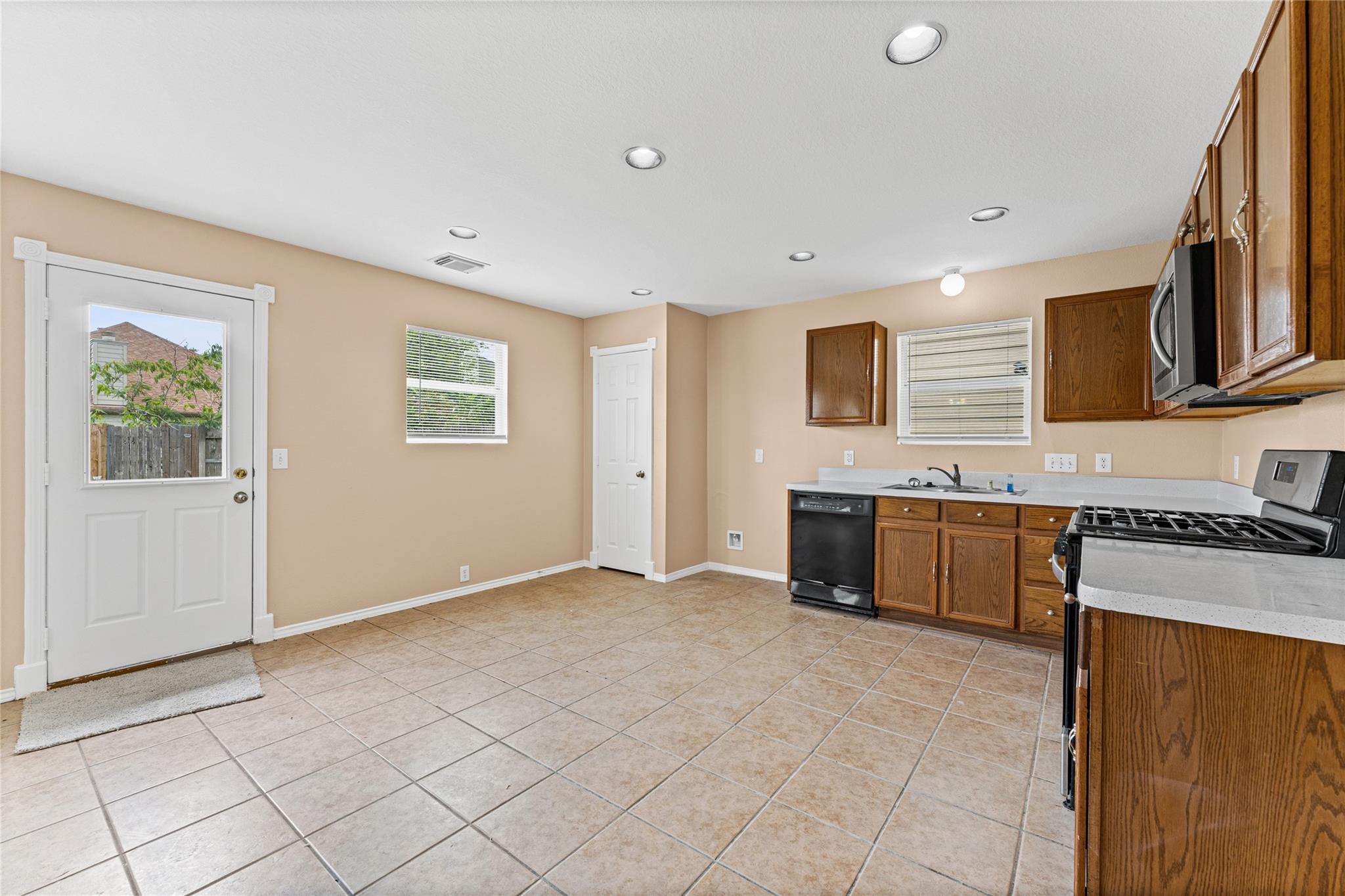 3414 Dartmouth Field Lane