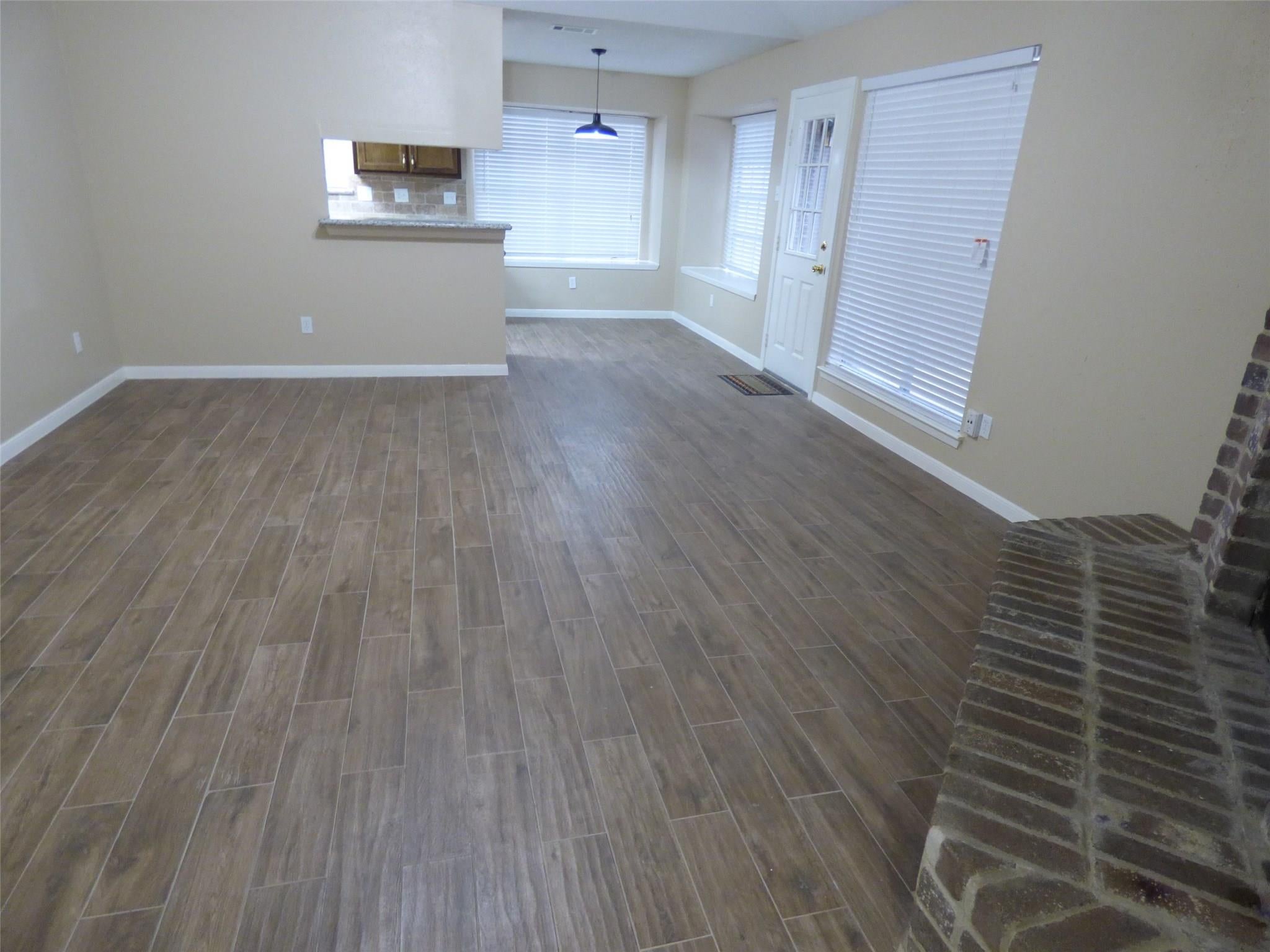 1242 Park Lane