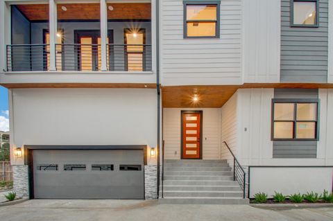 Photo of 7016 Staffordshire Boulevard #B, Houston, TX 77030 (MLS # 31788923)
