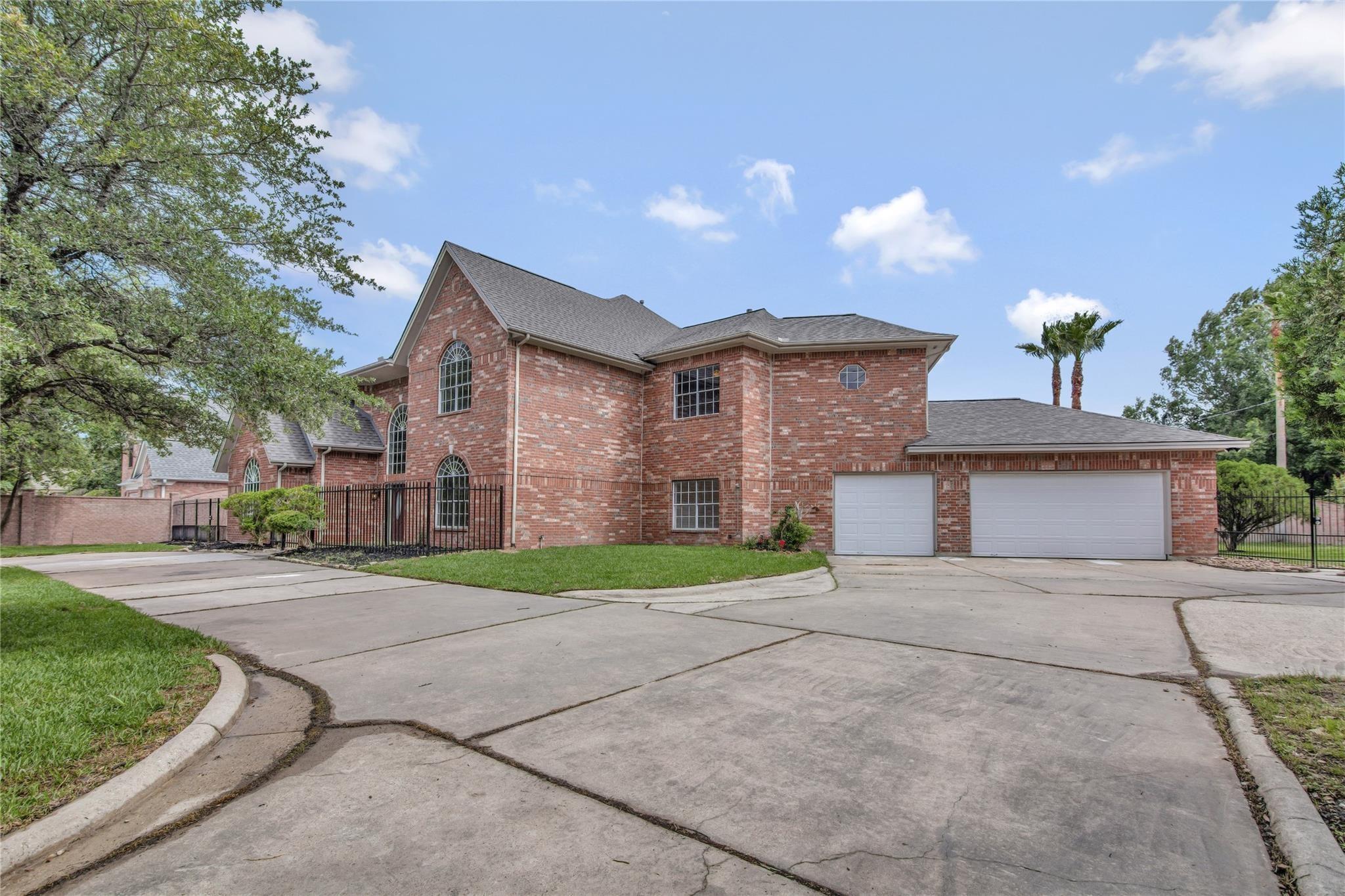 19616 Atasca Oaks Drive