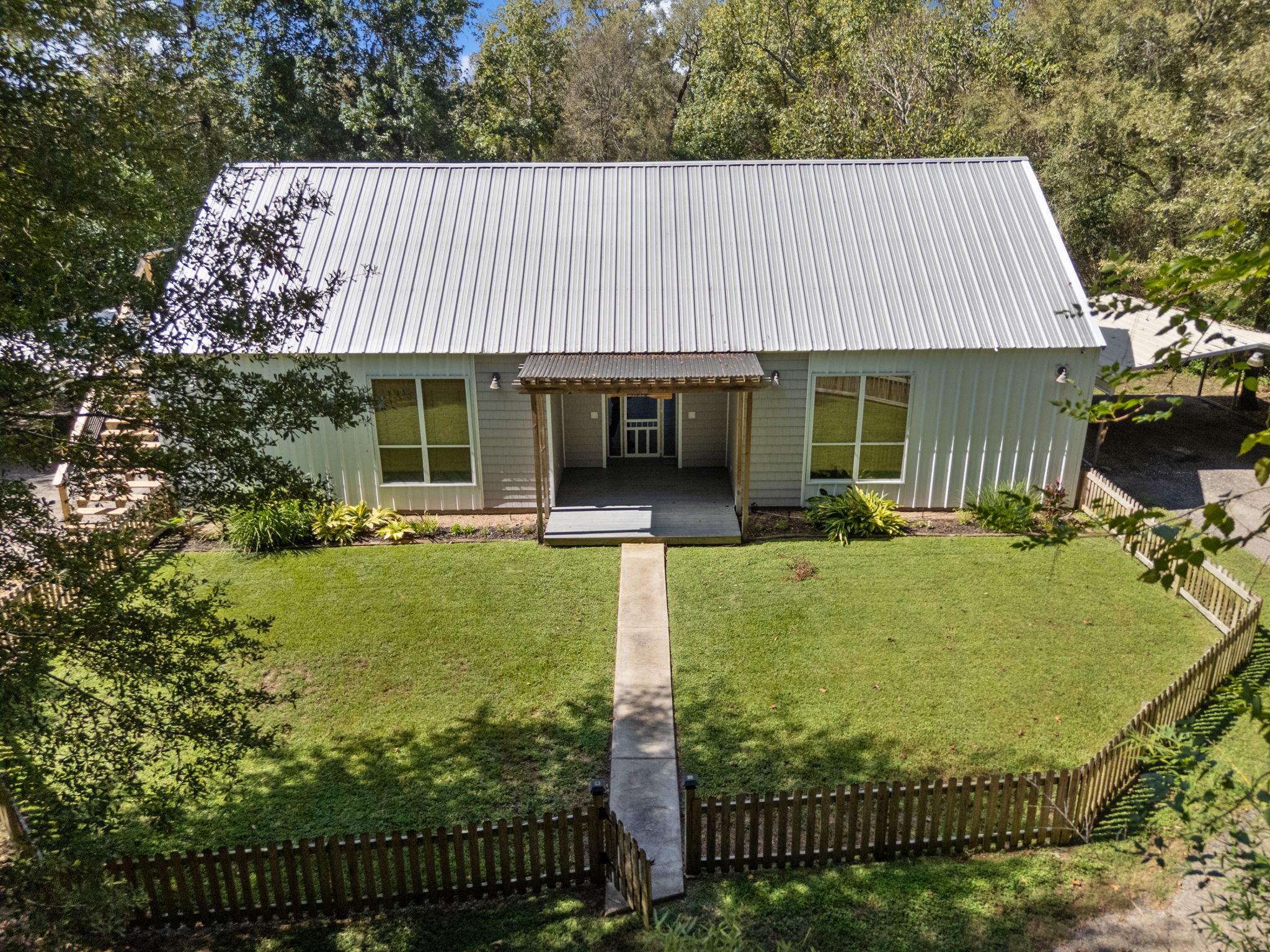 11976 Rollingwood Loop