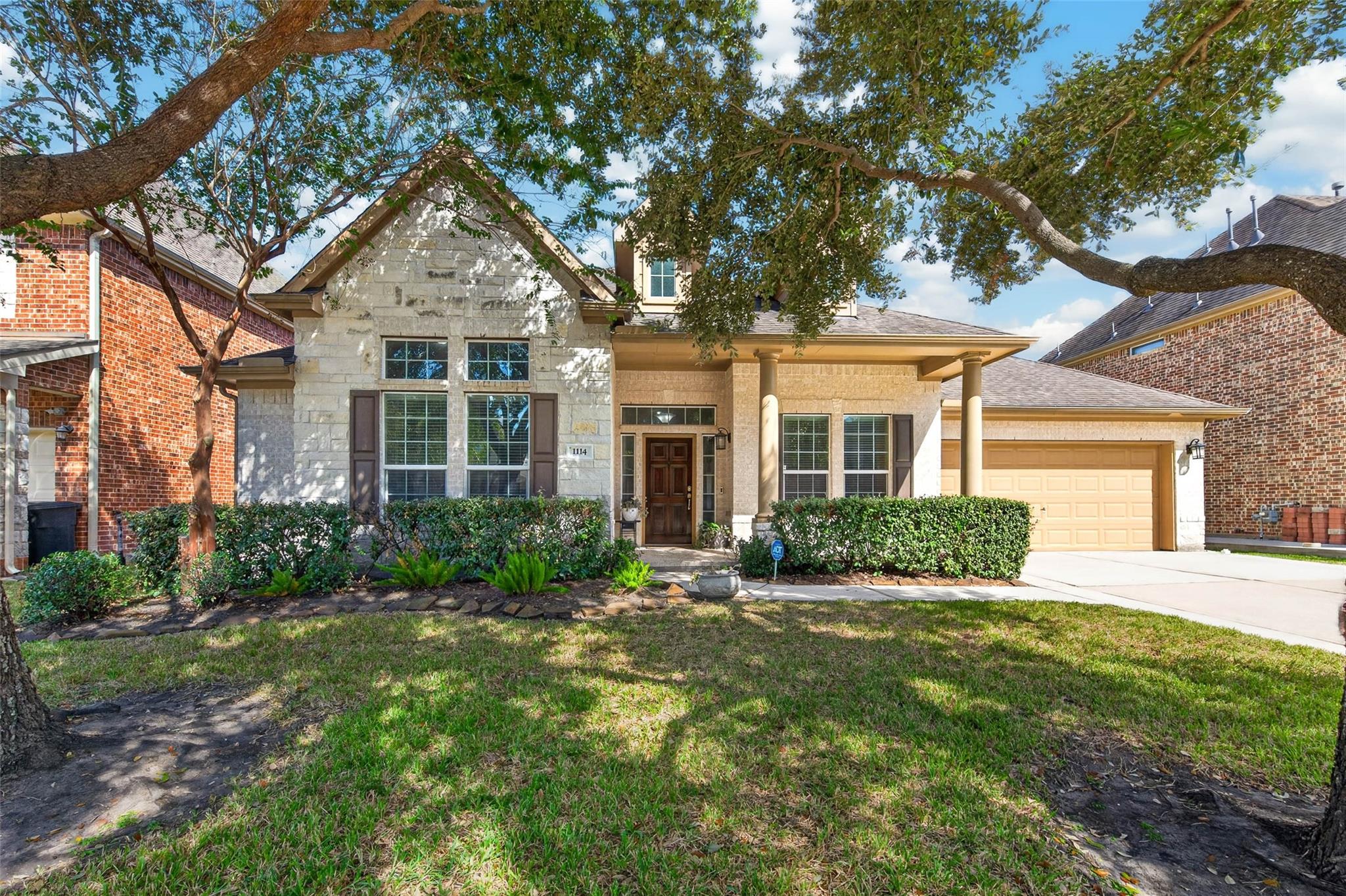 1114 Sydney Lane