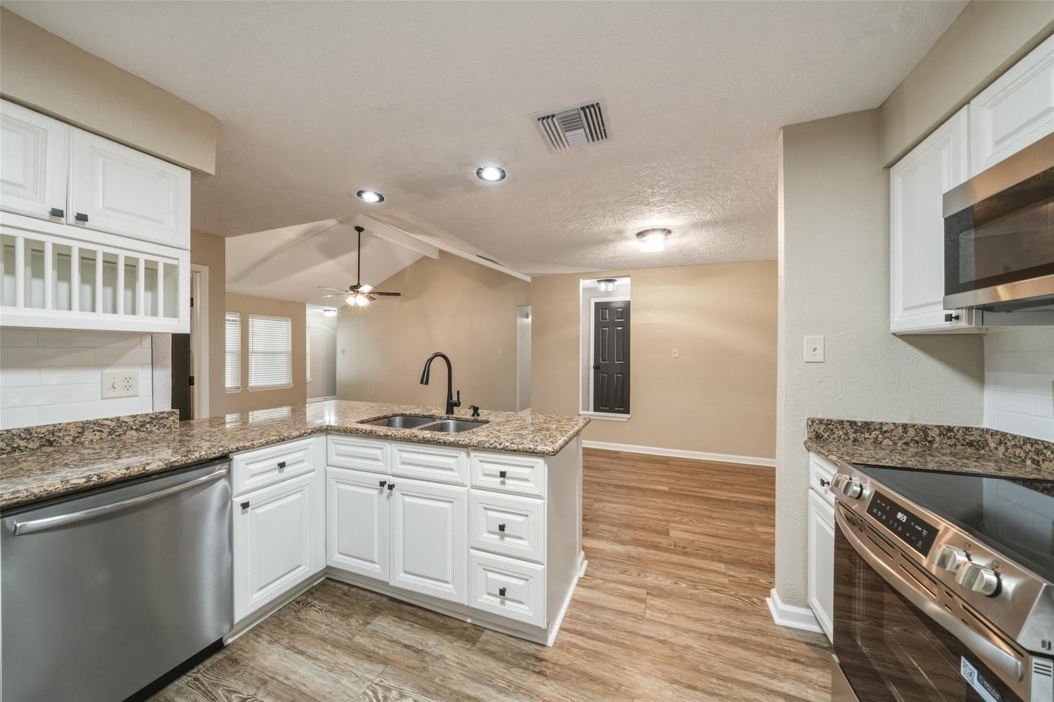 3200 Sand Reef Lane