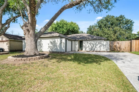 Photo of 3200 Sand Reef Lane, League City, TX 77573 (MLS # 3956147)