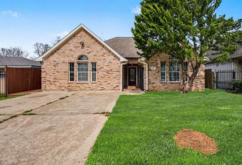 507 Avenue F South Houston TX 77587