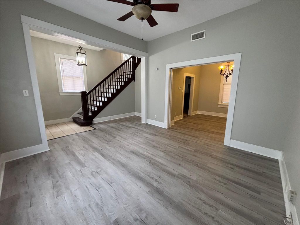Photo of 1724 Avenue N 1/2, Galveston, TX 77550 (MLS # 14879709)