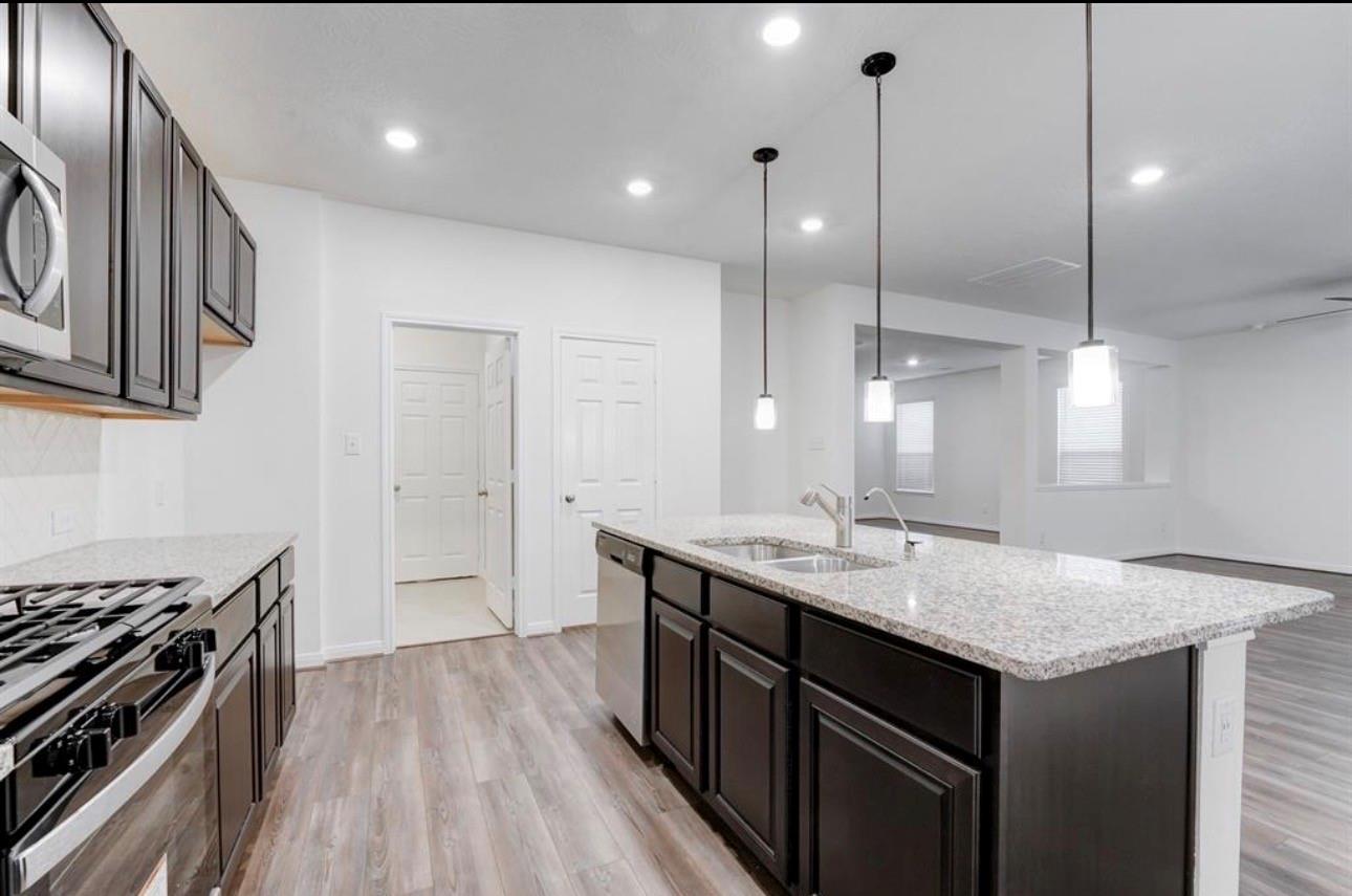 7211 Bakersfield Court