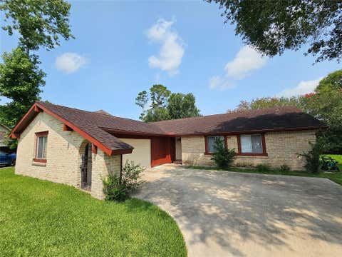 Photo of 221 Palm Aire Drive, Friendswood, TX 77546 (MLS # 89514278)