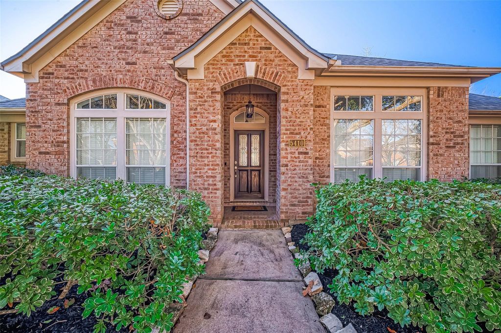Photo of 5410 Portage Rock Lane, Katy, TX 77450 (MLS # 63502854)