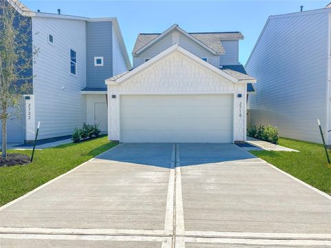 Photo of 2718 Discovery Trails Court, Conroe, TX 77301 (MLS # 97596610)