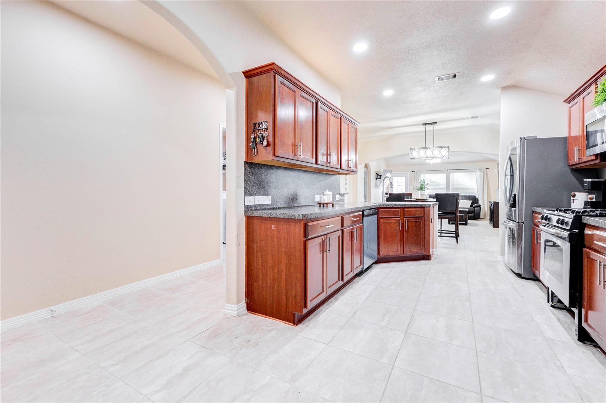 7039 Primrose Road