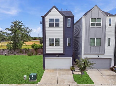 Photo of 2206 Springwood Vista Lane, Houston, TX 77055 (MLS # 37363938)