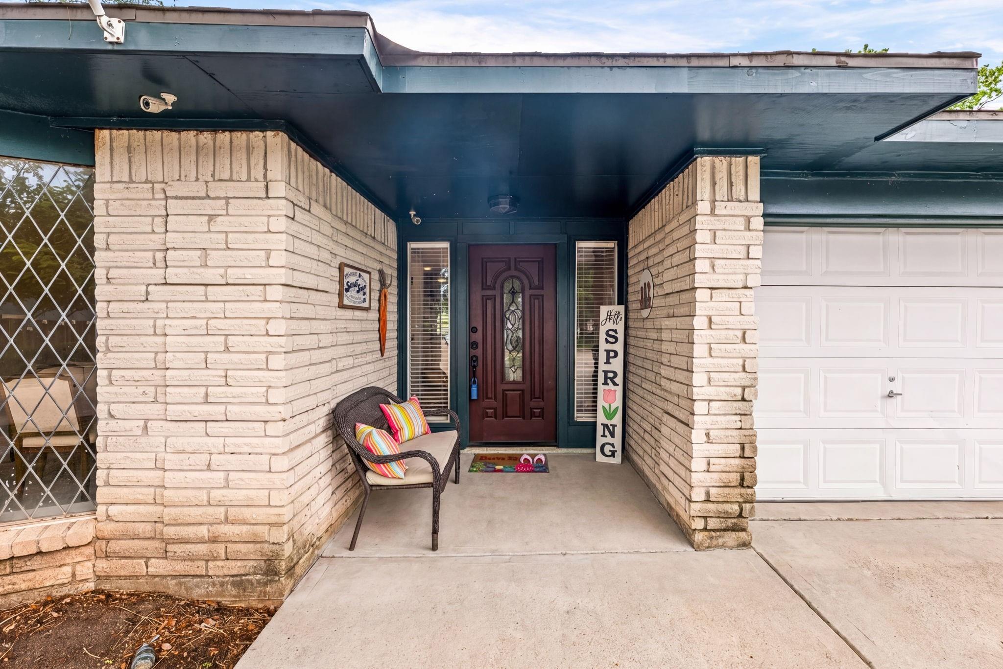 1103 Pinecroft Drive