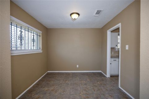 Tiny photo for 11407 Murr Way, Houston, TX 77048 (MLS # 57717938)