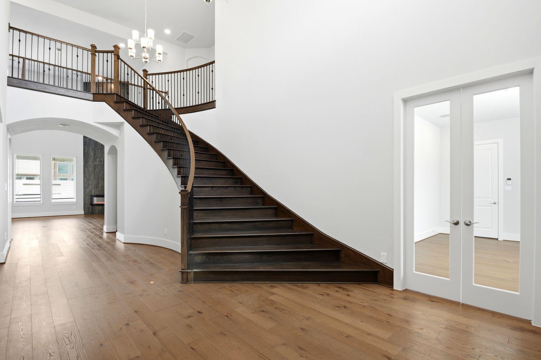 4922 Grapevine Lane