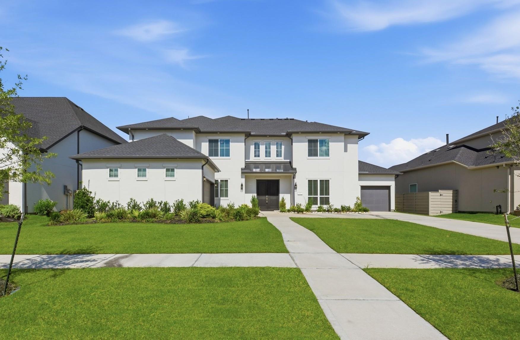 4922 Grapevine Lane