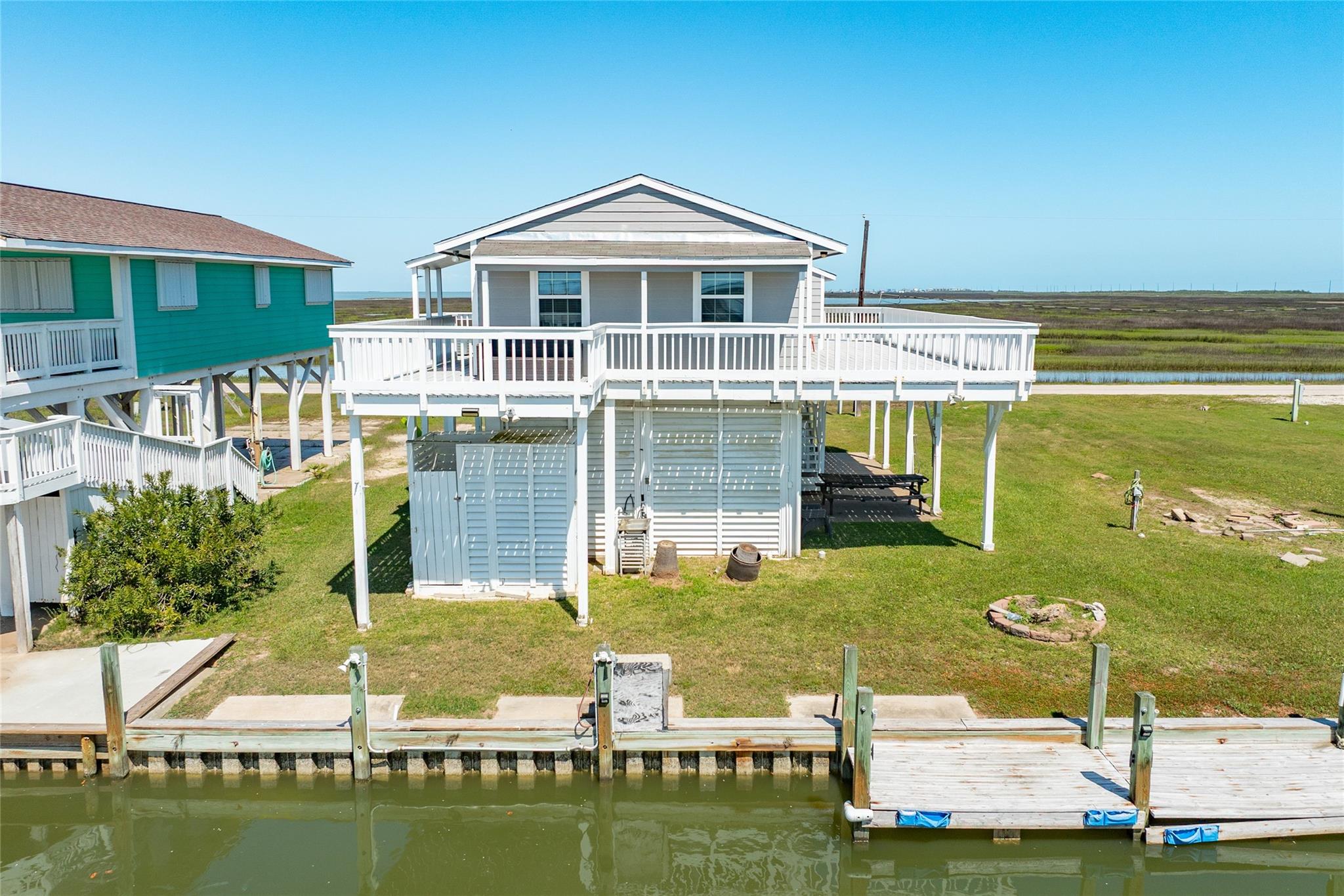 707 Pompano Lane